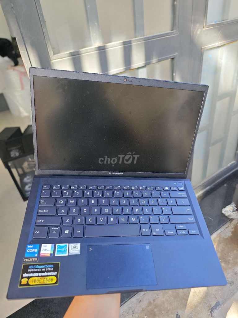 Asus Expert Book B1400C