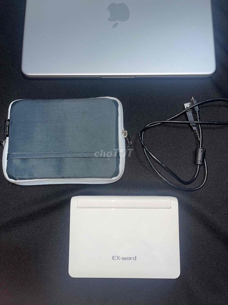 Kim từ điển Casio EX-word DATA PLUS7 Trắng. Mua bán Đồ dùng văn phòng tại Huyện Củ Chi Tp Hồ Chí Minh được đăng bởi Sầu Muôn Lối hình 1