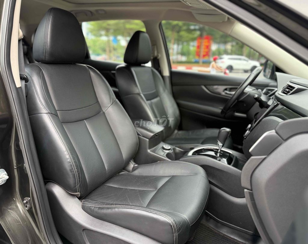 Nissan X trail 2017 2.5 SV 4WD Premium - 11 km. Mua bán Ô tô tại Quận Cầu Giấy Hà Nội được đăng bởi Tuấn Hưng hình 7