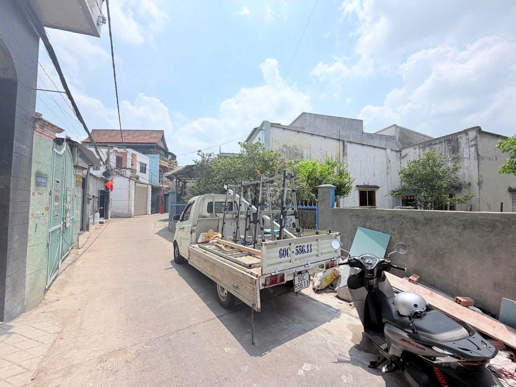 BÁN ĐẤT THỔ CƯ PHƯỜNG TÂN PHONG NGAY CHỢ 92M2 GIÁ 3 TỶ 5