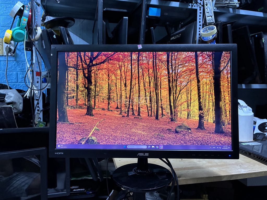 Màn hình Asus 24 inch Led mỏng, FHD, HDMI sáng đẹp. Mua bán Phụ kiện (Màn hình, Chuột...) tại Quận 3 Tp Hồ Chí Minh được đăng bởi Anh Dũng hình 1