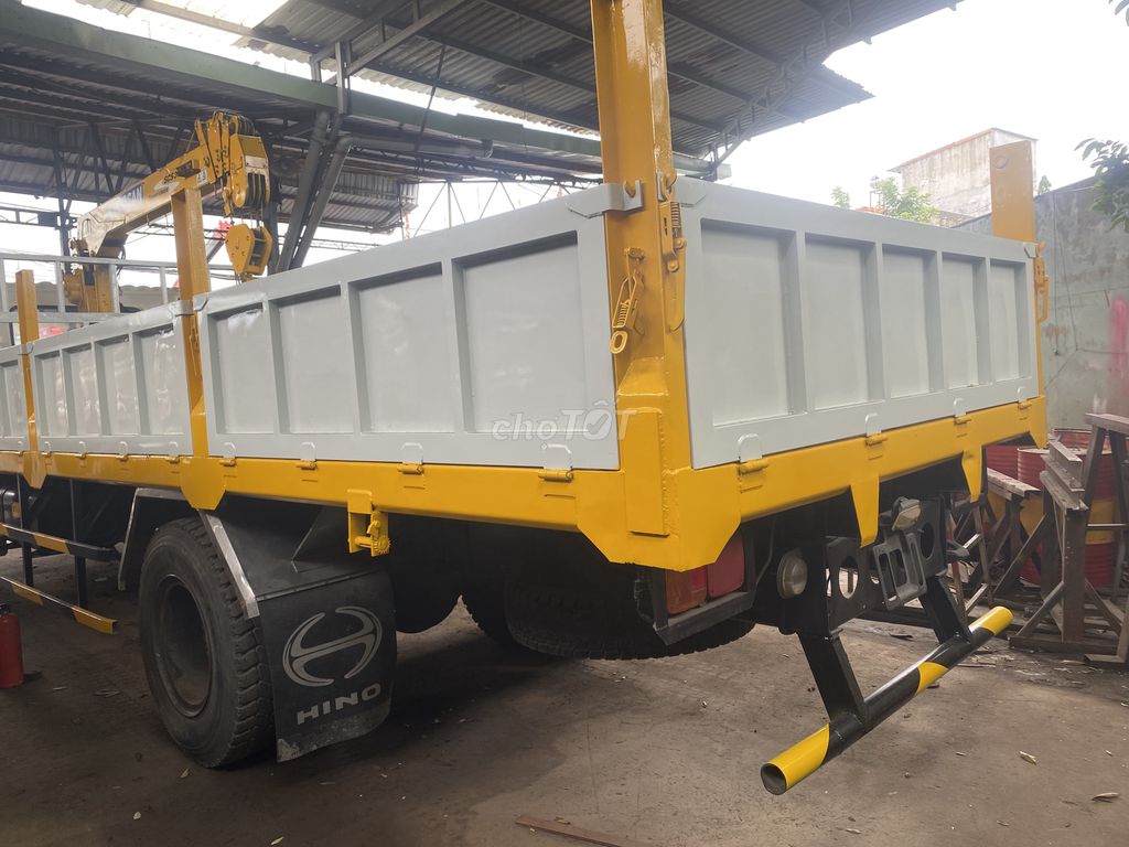 Bán xe cẩu cũ hino 8 tấn