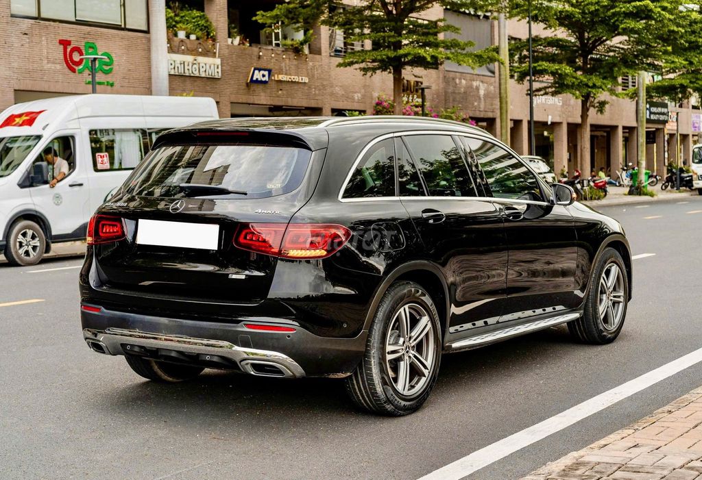 Mercedes Benz GLC 2021 200 - 55000 km. Mua bán Ô tô tại Thành phố Thủ Đức Tp Hồ Chí Minh được đăng bởi Trường Nguyễn Xe Sang hình 7