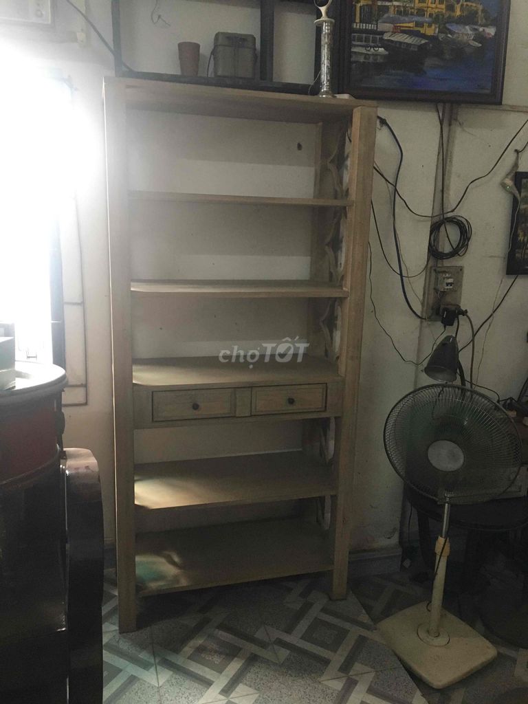 Kệ sách gỗ decor mới 95%. Mua bán Tủ, kệ gia đình tại Thành phố Biên Hòa Đồng Nai được đăng bởi Tuấn Nguyễn hình 1