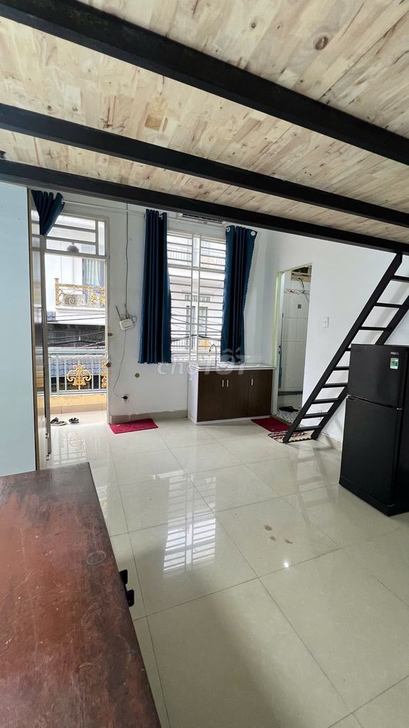 PHÒNG TRỌ SINH VIÊN - GÁC - MÁY LẠNH - BAN CÔNG HÀNG LANG