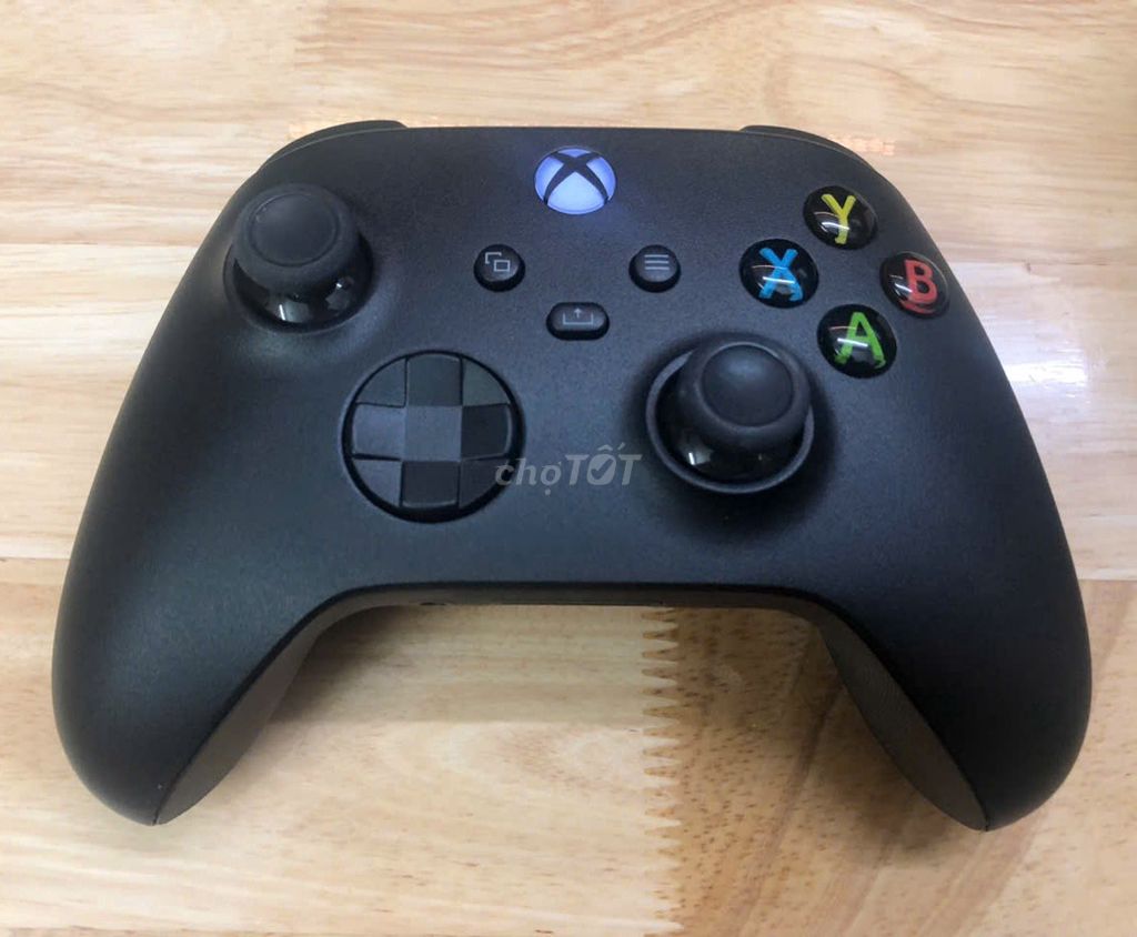 Tay cầm Xbox Series X|S Đen. Mua bán Thiết bị chơi game tại Quận 4 Tp Hồ Chí Minh được đăng bởi Dang Le hình 1
