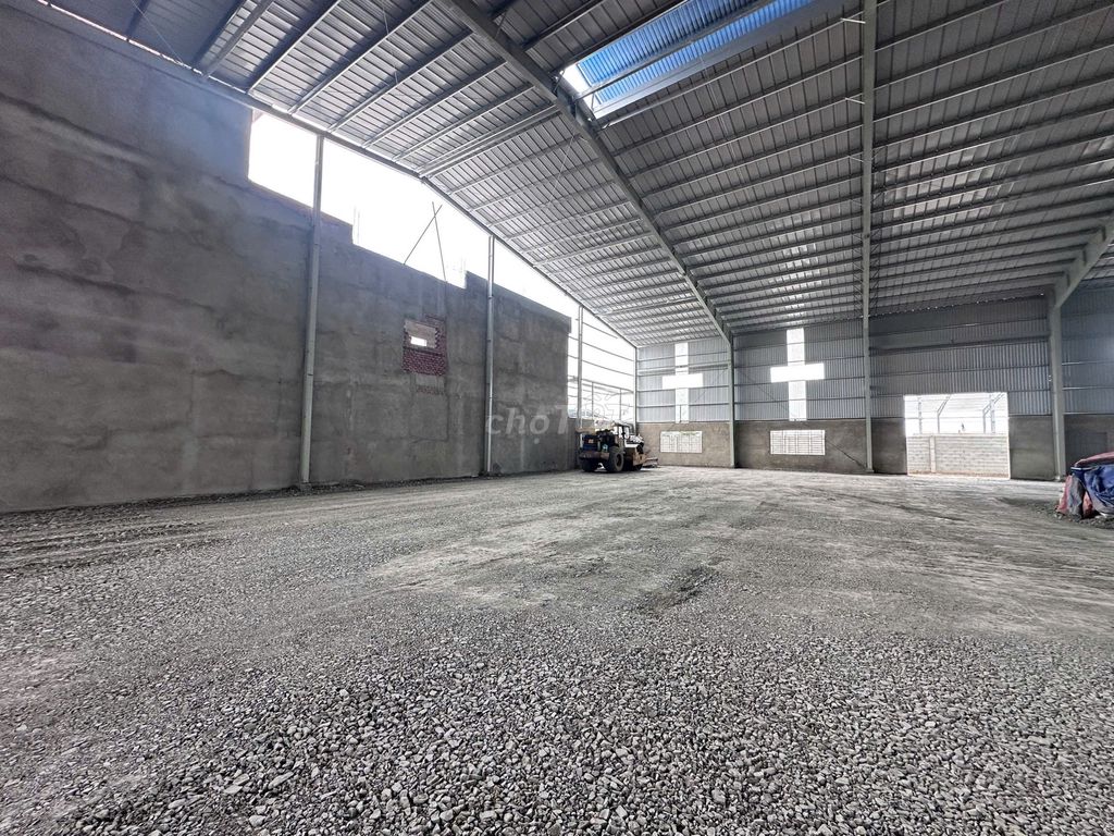 Cho thuê nhà xưởng KCN Đức Hòa, Long An – 2.100m² – Giá chỉ 3.5 USD/m²
