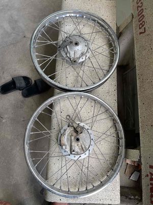 Vành xe máy Wave 110 Kim loại Bạc Đã sử dụng. Mua bán Phụ tùng xe tại Thành phố Sóc Trăng Sóc Trăng được đăng bởi Ngọc Ân 