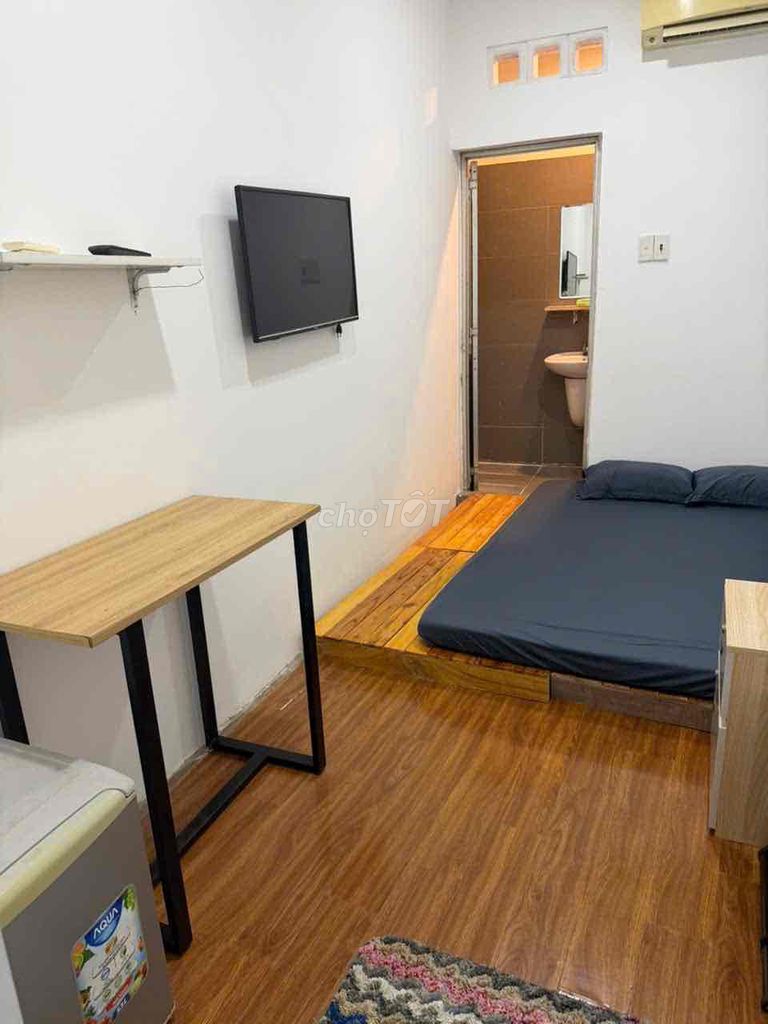 Trống Phòng Bùi viện full nội thất, Q1