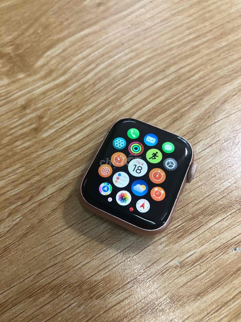 Bán apple watch seri 5 40mm rin máy còn đẹp