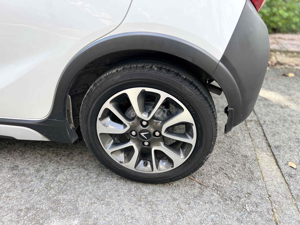 VinFast Fadil 2019 1.4 AT Premium - 60000 km. Mua bán Ô tô tại Thành phố Thuận An Bình Dương được đăng bởi Thành Nam hình 10