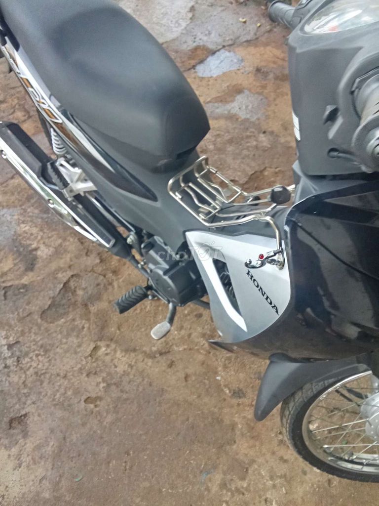 Xe như mới giấy tờ chính chủ. Liên hệ ***. Mua bán Xe máy tại Thành phố Buôn Ma Thuột Đắk Lắk được đăng bởi Allin Nguyễn hình 5