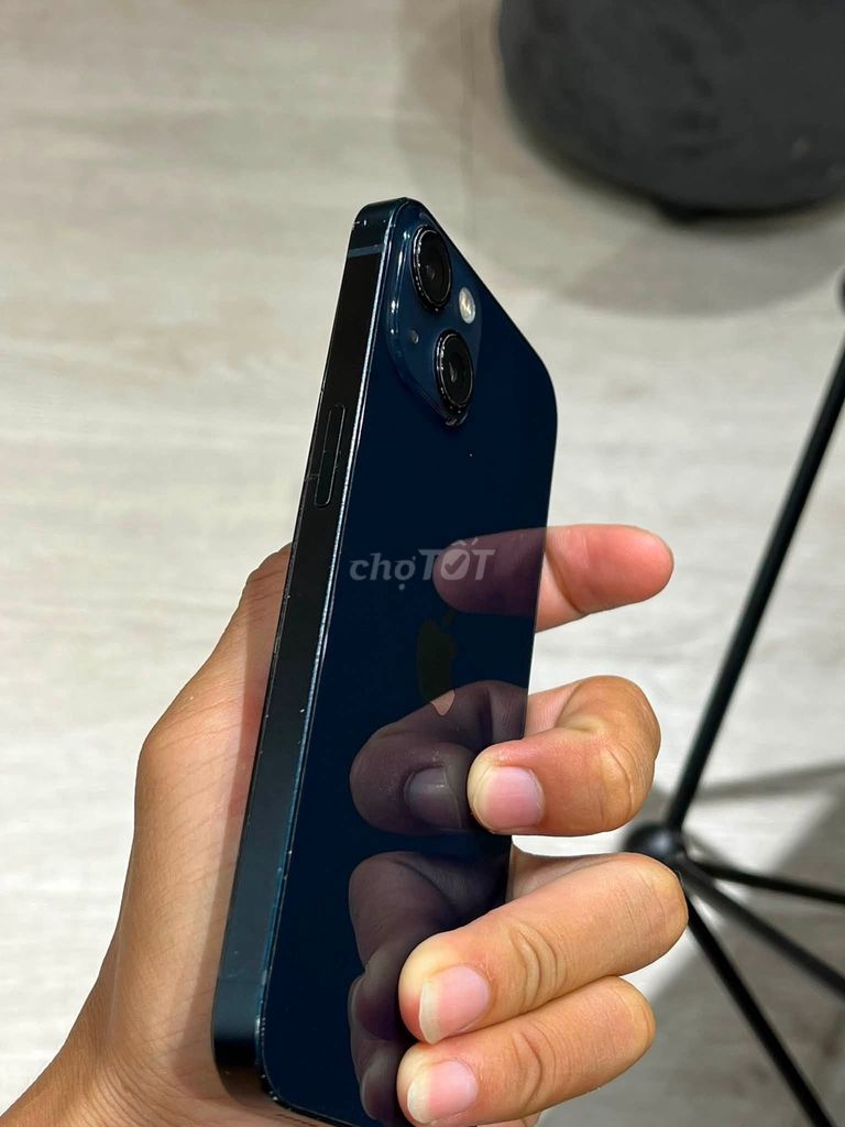 Apple iPhone 13 128GB Xanh đậm. Mua bán Điện thoại tại Quận Hà Đông Hà Nội được đăng bởi Hội Đồ Điện Tử hình 1