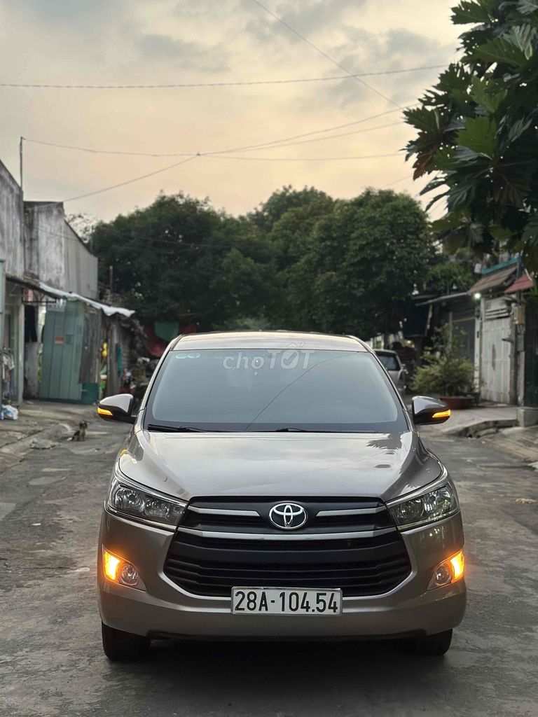 Toyota Innova 2020 2.0E - 80000 km