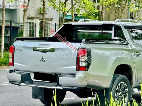 Mitsubishi Triton 4x4 AT Mivec 2019. Mua bán Ô tô tại Quận 1 Tp Hồ Chí Minh được đăng bởi triệu hình 3