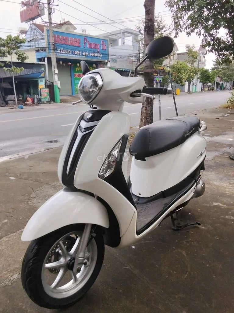 Greande biển TP xe đẹp máy rin rất êm. Mua bán Xe máy tại Thành phố Dĩ An Bình Dương được đăng bởi Cửa hàng xe máy Anh Khoa  hình 4