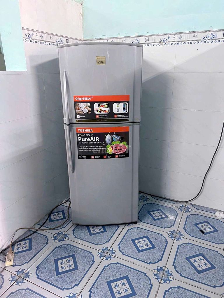 Tủ lạnh Toshiba 190lit ko đóng tuyết . Mua bán Tủ lạnh tại Huyện Hóc Môn Tp Hồ Chí Minh được đăng bởi Phương Mai hình 1