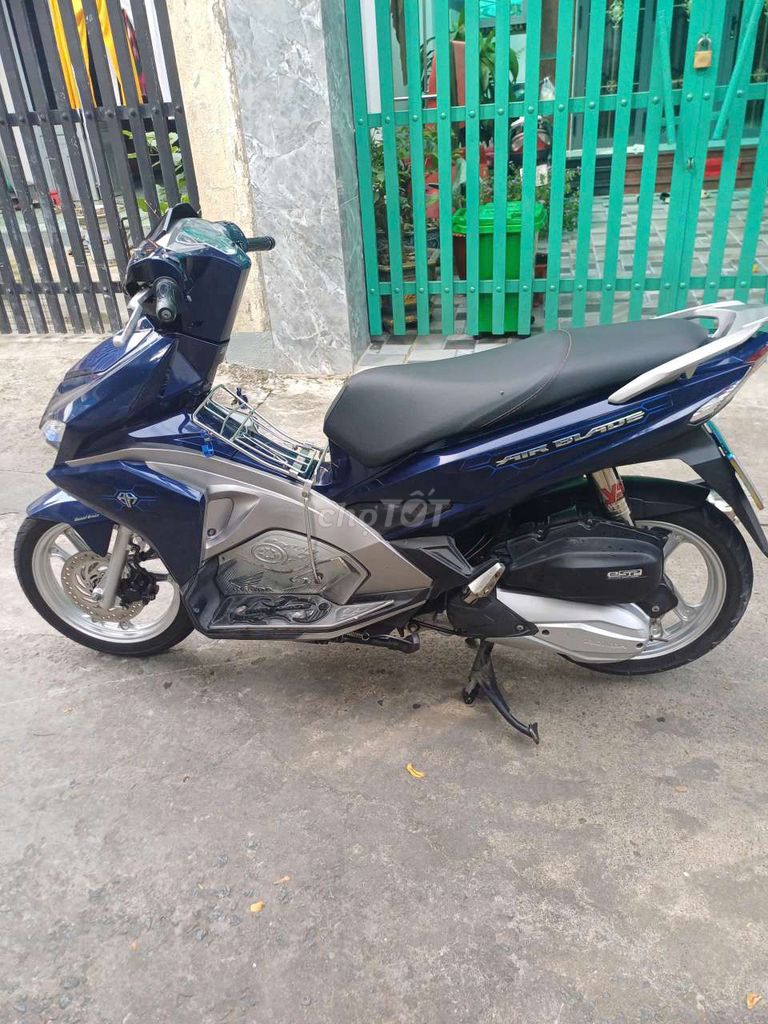 Honda Air Blade 2017 Xanh dương đẹp keng Mua bán. Mua bán Xe máy tại Thành phố Biên Hòa Đồng Nai được đăng bởi Trung phạm phát hình 2