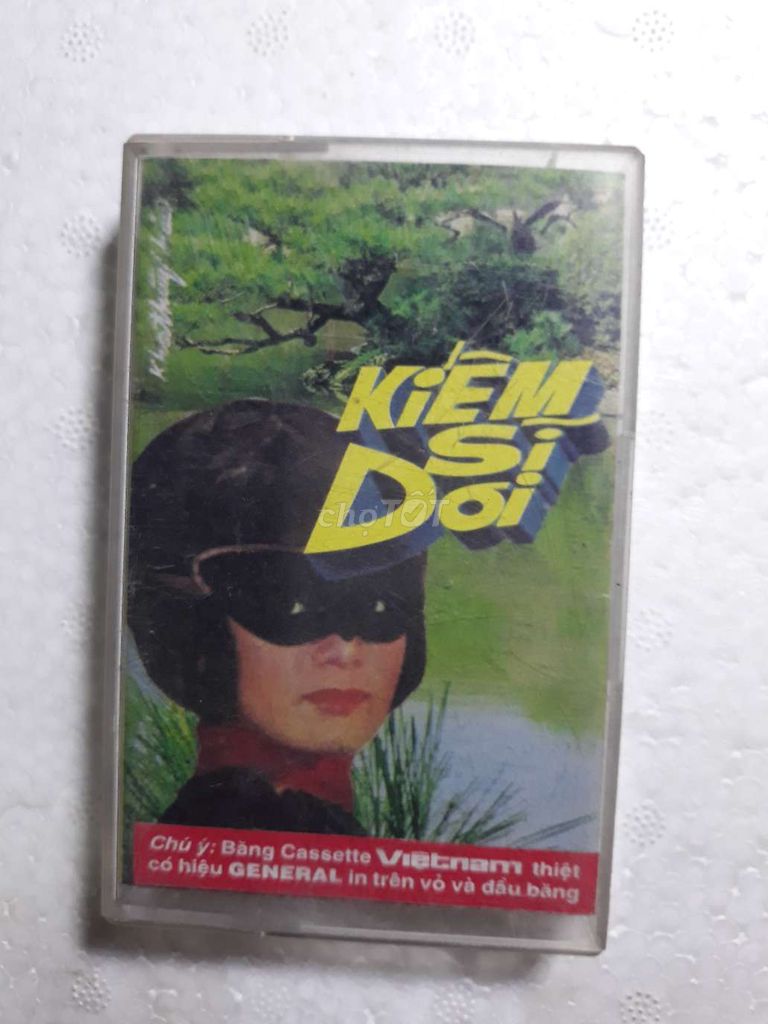 Băng cassette General Kiếm Sĩ Đôi Nhựa Trong suốt