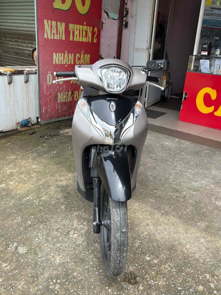 Sh mode 2019 ABS full chủ. Mua bán Xe máy tại Huyện Nhà Bè Tp Hồ Chí Minh được đăng bởi Ngọc Hạnh Phạm  hình 1