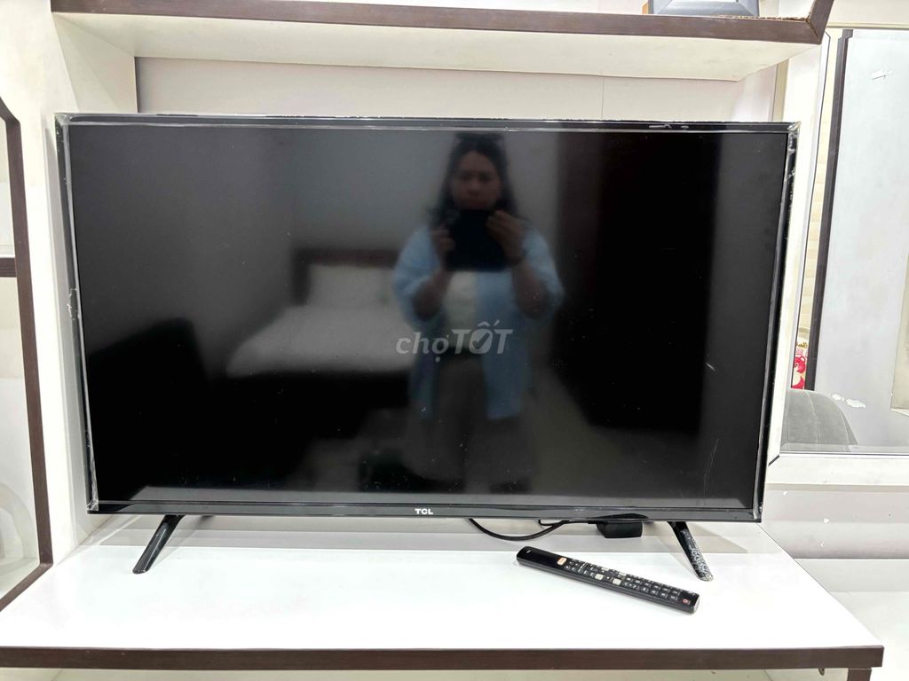 Tivi TCL L40S62 40 inch. Mua bán Tivi, Âm thanh tại Quận 3 Tp Hồ Chí Minh được đăng bởi Lê Thị Minh Nguyệt hình 1