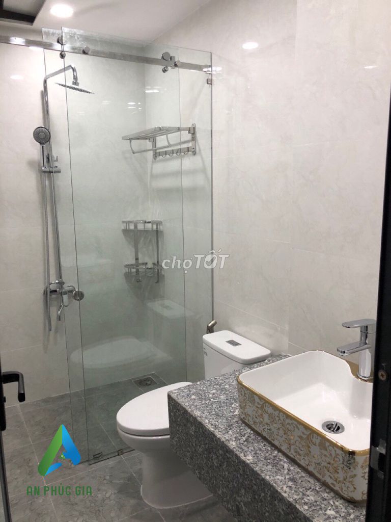 Аренда · 10 комн. · 100 м² · Quận Hải Châu, ул. Đường Lê Thanh Nghị