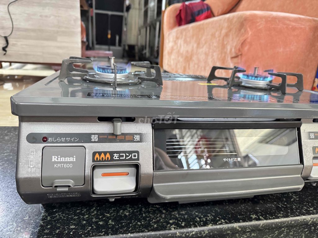 bếp nhật mặt men và kính chống trầy