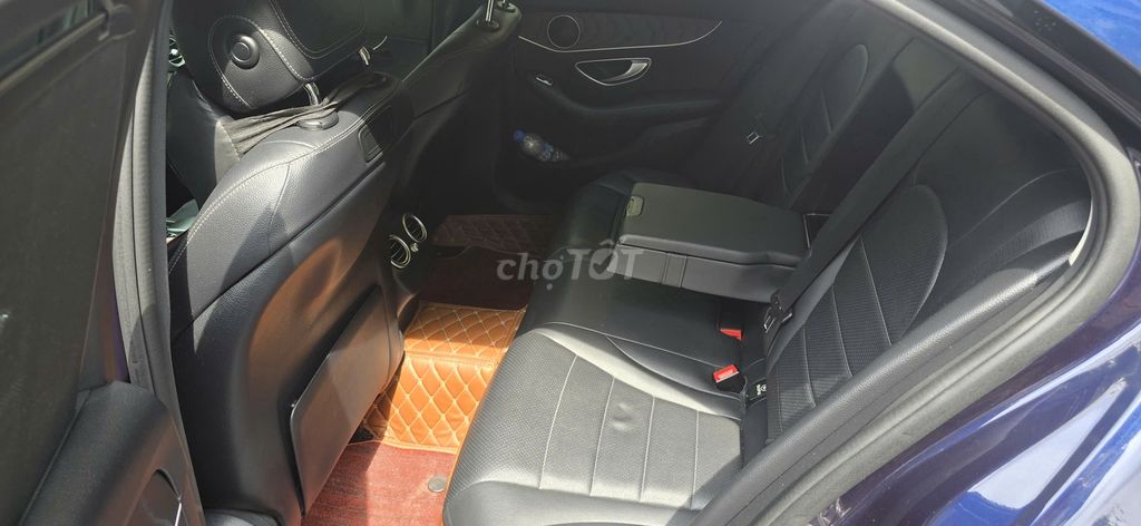 Mercedes Benz C Class 2019 C 200 - 68430 km. Mua bán Ô tô tại Quận Thanh Xuân Hà Nội được đăng bởi Đình Trường hình 5