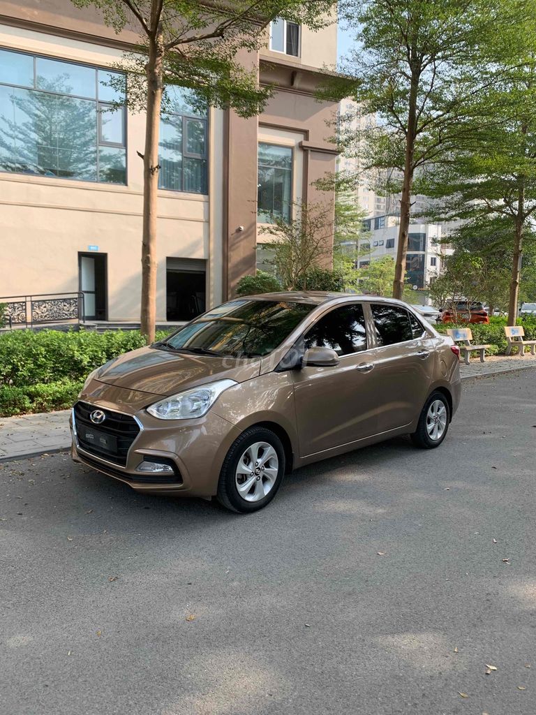 Hyundai Grand i10 2018 Sedan 1.2 MT - 80000 km