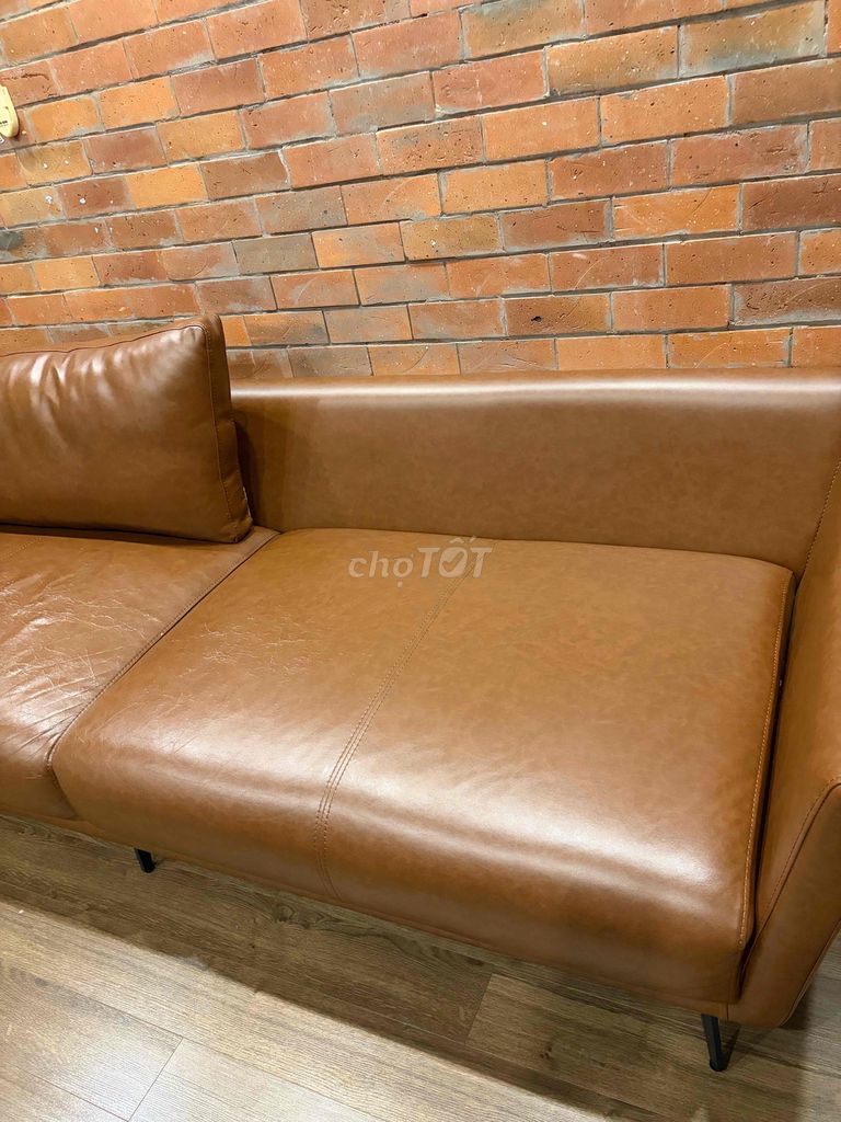 Sofa Da Nâu 2.4m. Mua bán Bàn ghế tại Quận Hai Bà Trưng Hà Nội được đăng bởi Duc dung hình 1