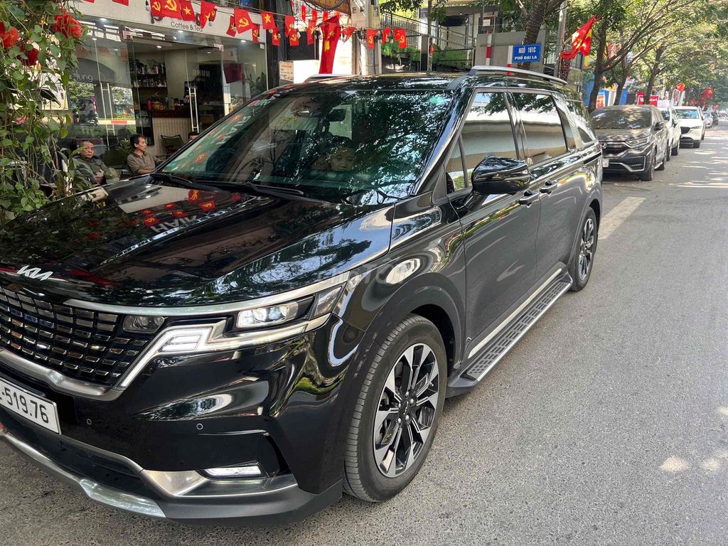 Kia Carnival 2024 Đen 40000 km. Mua bán Ô tô tại Quận Hoàng Mai Hà Nội được đăng bởi Tien hình 17
