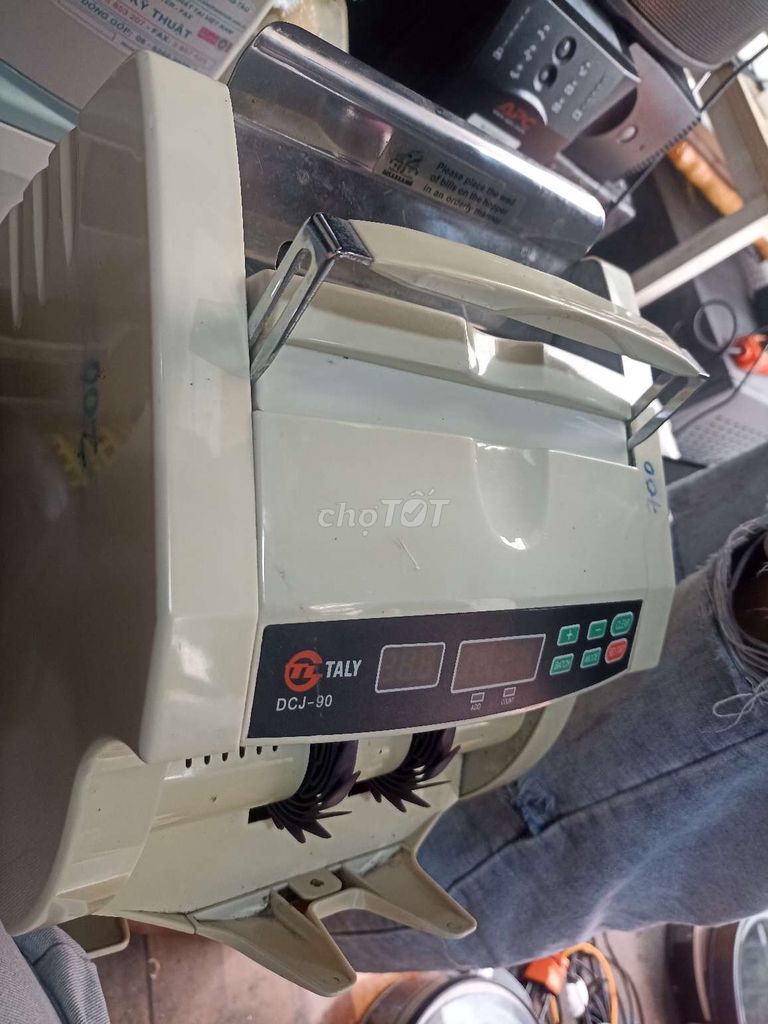 Máy đếm tiền TALY DCJ-90 Trắng kem đã sử dụng. Mua bán Đồ dùng văn phòng tại Quận Gò Vấp Tp Hồ Chí Minh được đăng bởi AThu nk hình 1