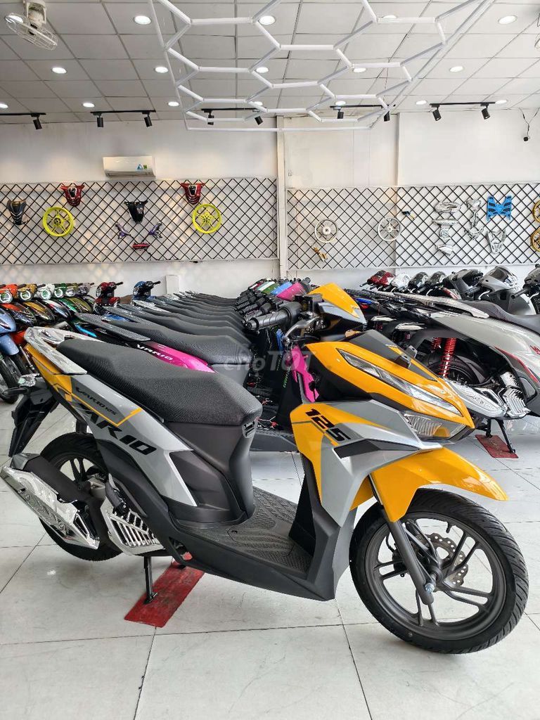 Cần bán gấp Vario 125cc