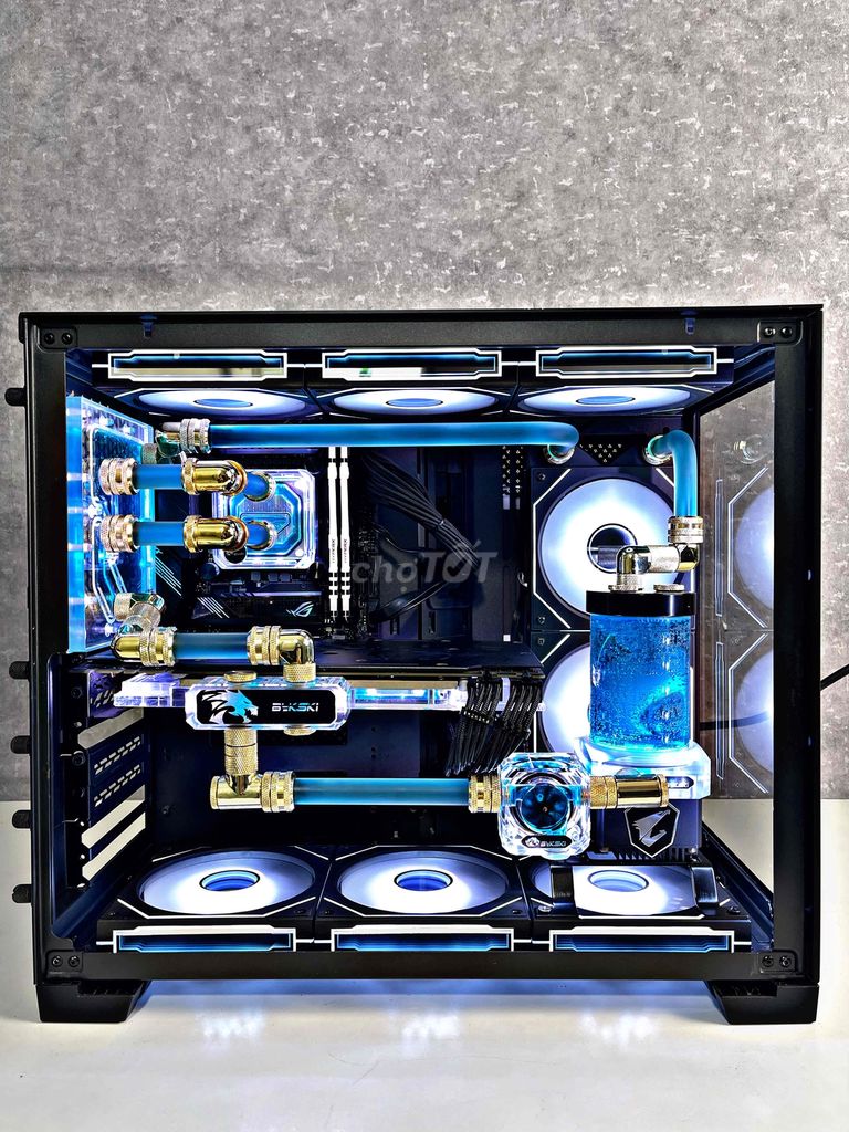 Bộ PC tản nhiệt nước custom. Mua bán Máy tính để bàn tại Quận Gò Vấp Tp Hồ Chí Minh được đăng bởi TuanAnh PC hình 2