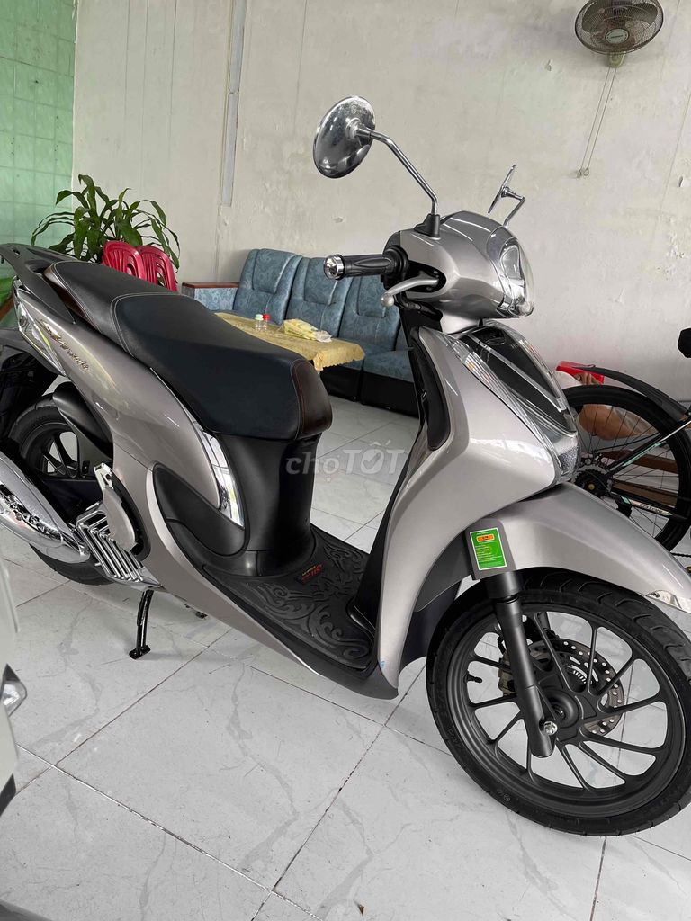 BÁN SH MODE ABS ĐKLĐ 2023. Mua bán Xe máy tại Thành phố Sa Đéc Đồng Tháp được đăng bởi HàTrung hình 1