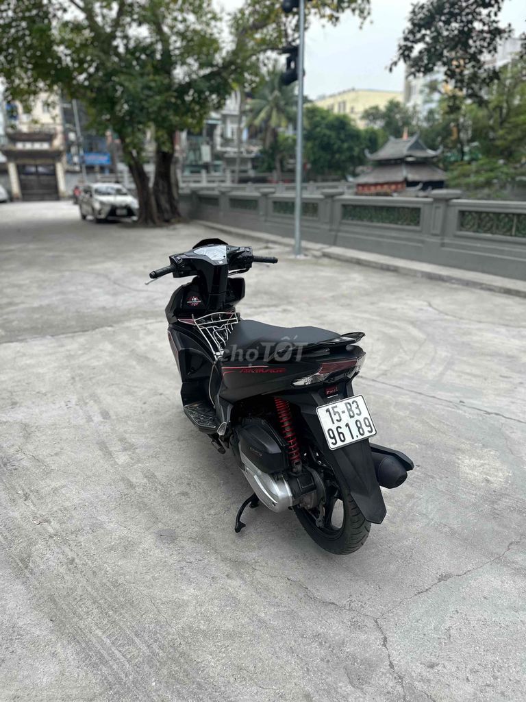 Honda Air Blade 2018 Bản kỷ niệm Đen. Mua bán Xe máy tại Quận Lê Chân Hải Phòng được đăng bởi Nguyễn Thế Hiếu hình 5