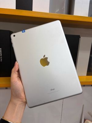 Apple iPad Gen 5 32GB Zin Thanh Lý