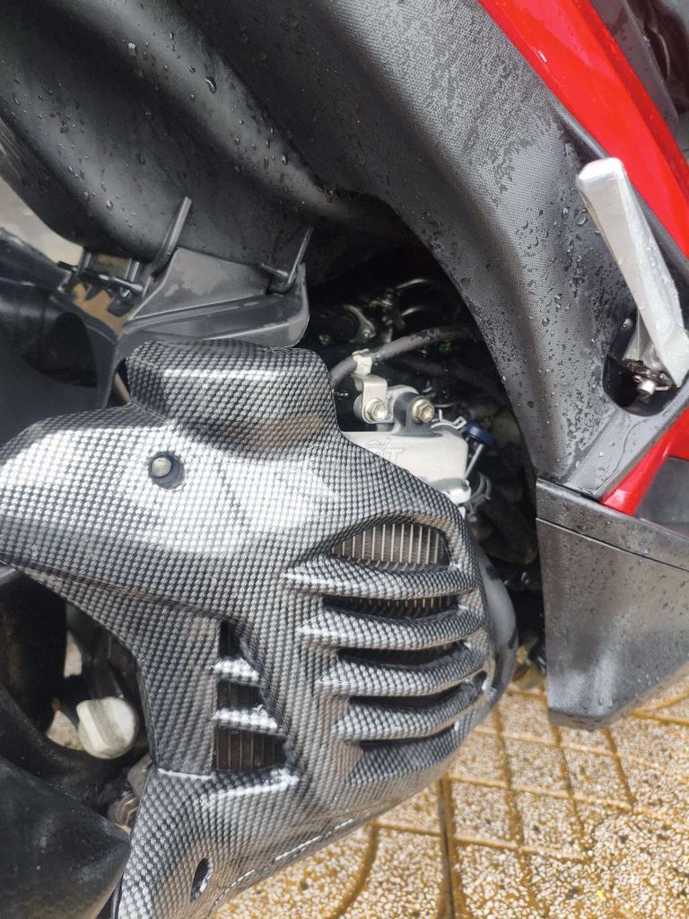 Yamaha NVX 125 ABS черный с красным 17000 км