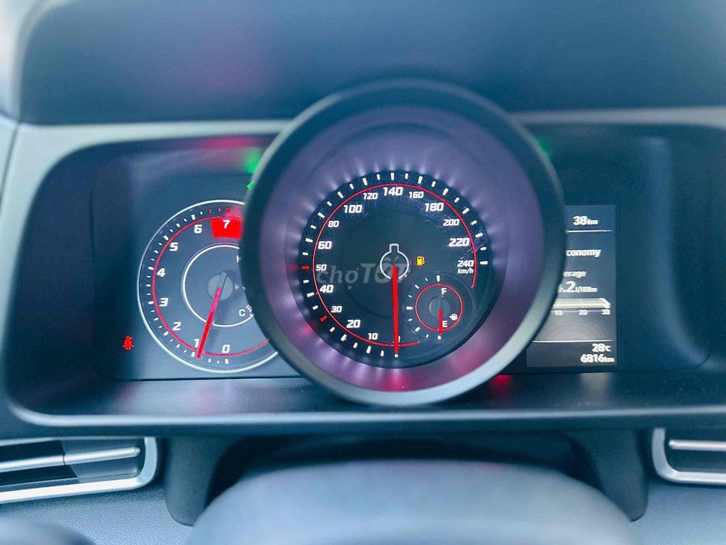 Hyundai Elantra 2023 1.6 AT Tiêu chuẩn  - 6000 km. Mua bán Ô tô tại Thành phố Thủ Đức Tp Hồ Chí Minh được đăng bởi Anh Minh STOT Bình Dương hình 15