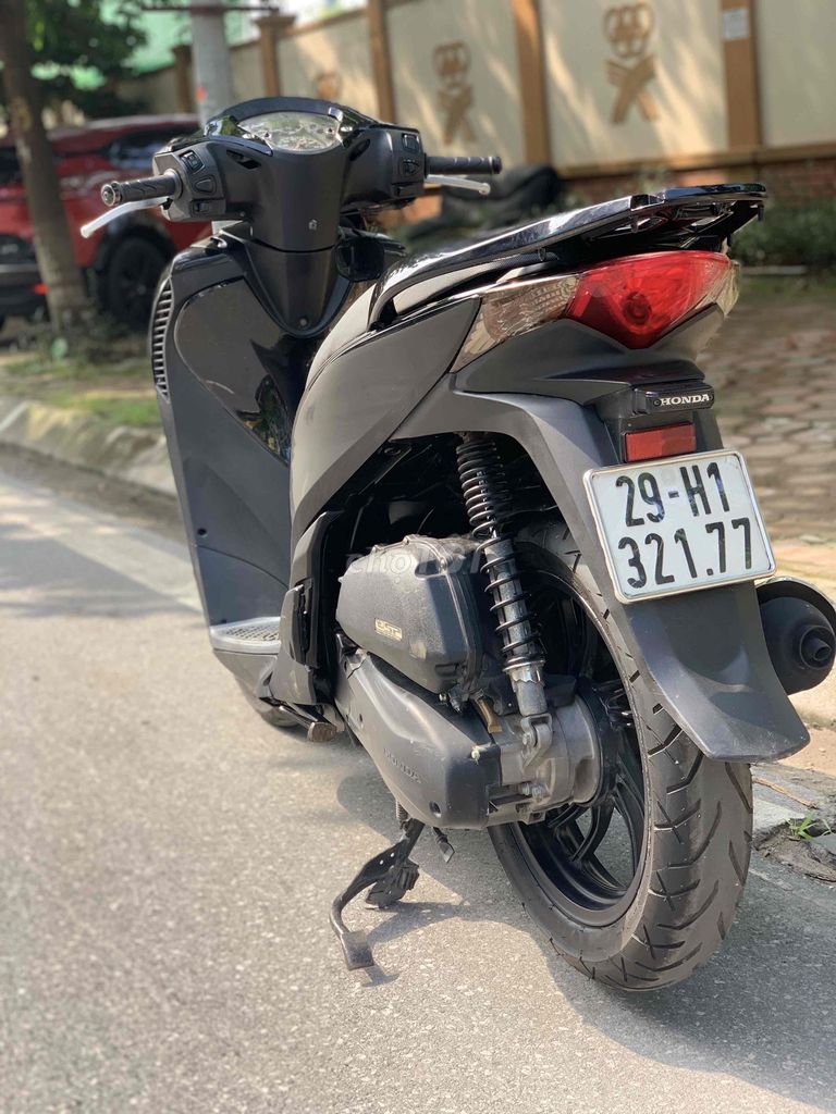 Sh 150i lên form nhập,khoá smartkey ngon chất. Mua bán Xe máy tại Huyện Thanh Trì Hà Nội được đăng bởi xe máy cũ chính hãng hình 8