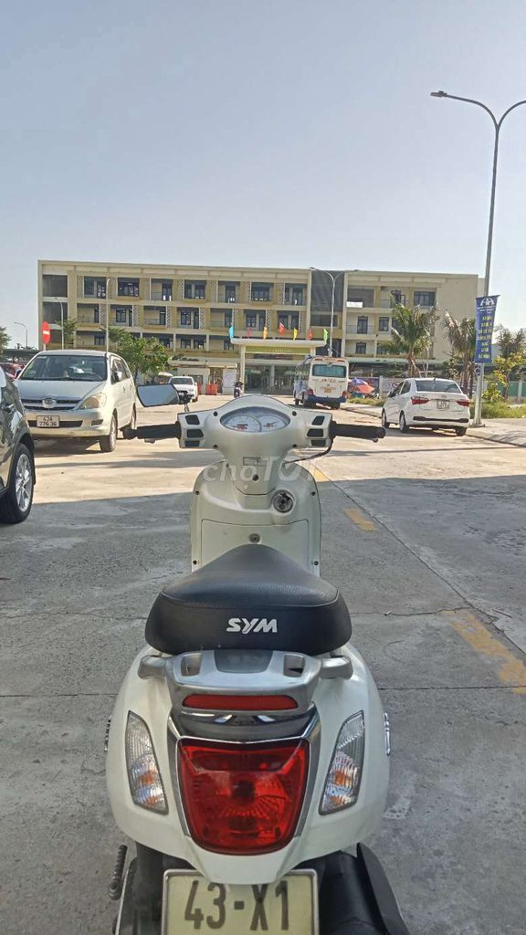 Xe Elizabeth trắng đẹp, máy cực kỳ êm ngon. Mua bán Xe máy tại Quận Thanh Khê Đà Nẵng được đăng bởi Trần Khải hình 6