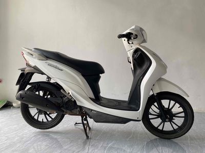 Kymco hermosa 50cc chạy 6000km. Mua bán Xe máy tại Quận Nam Từ Liêm Hà Nội được đăng bởi Xe Máy Tấn Hiền 