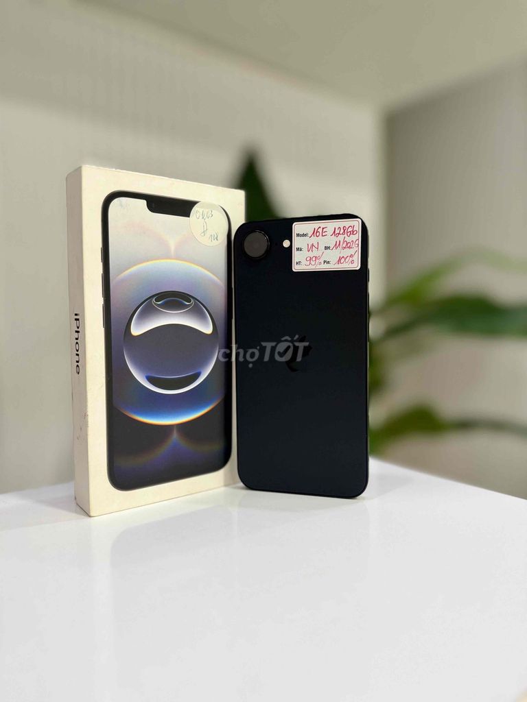 iPhone 16E 128GB Đen Vn Fullbox mua Tgdd 11/2026. Mua bán Điện thoại tại Quận Đống Đa Hà Nội được đăng bởi Quý Hoàng hình 1