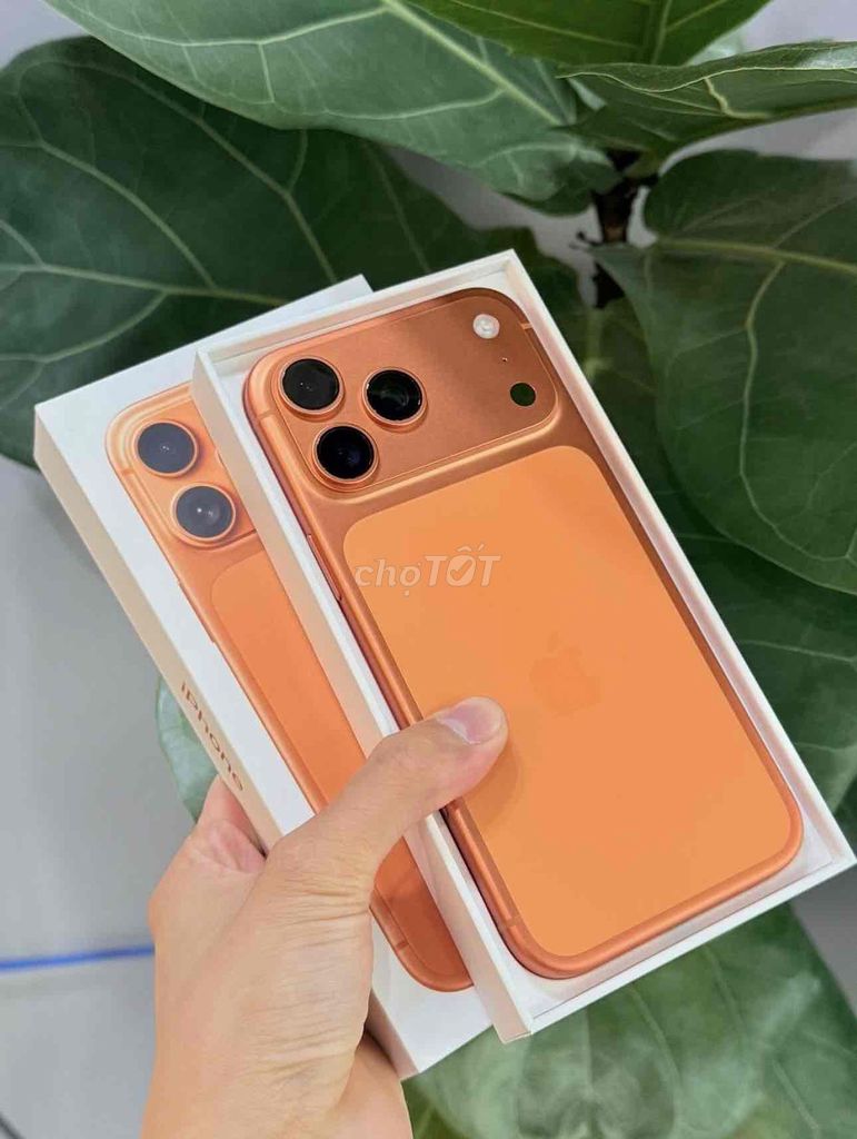 iPhone 17 Pro Max Cam Vũ Trụ FULLBOX APPLE 09/2026. Mua bán Điện thoại tại Quận Thanh Xuân Hà Nội được đăng bởi Nguyễn Huy Dũng hình 1