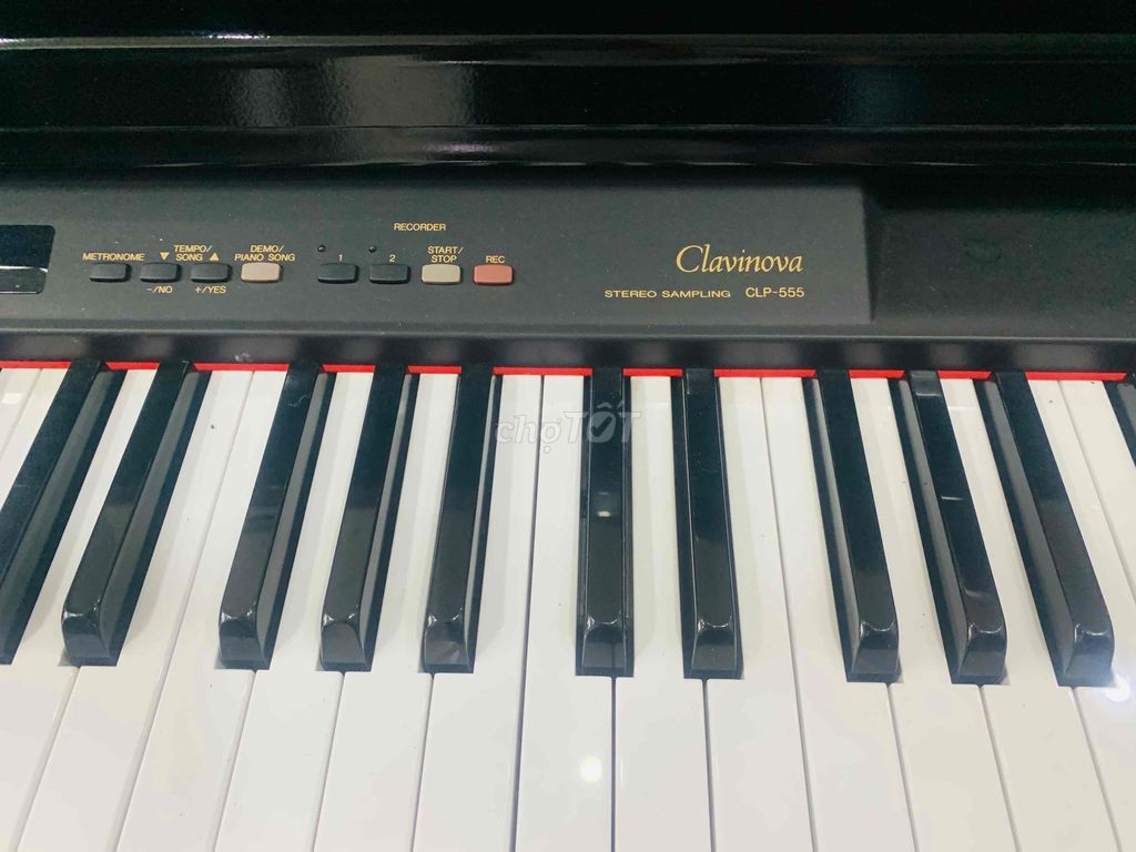 piano grand yamaha clp 555