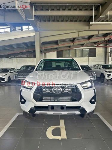Toyota Hilux 2.4L 4x2 AT 2025. Mua bán Ô tô tại Quận Hoàng Mai Hà Nội được đăng bởi Khánh hình 1