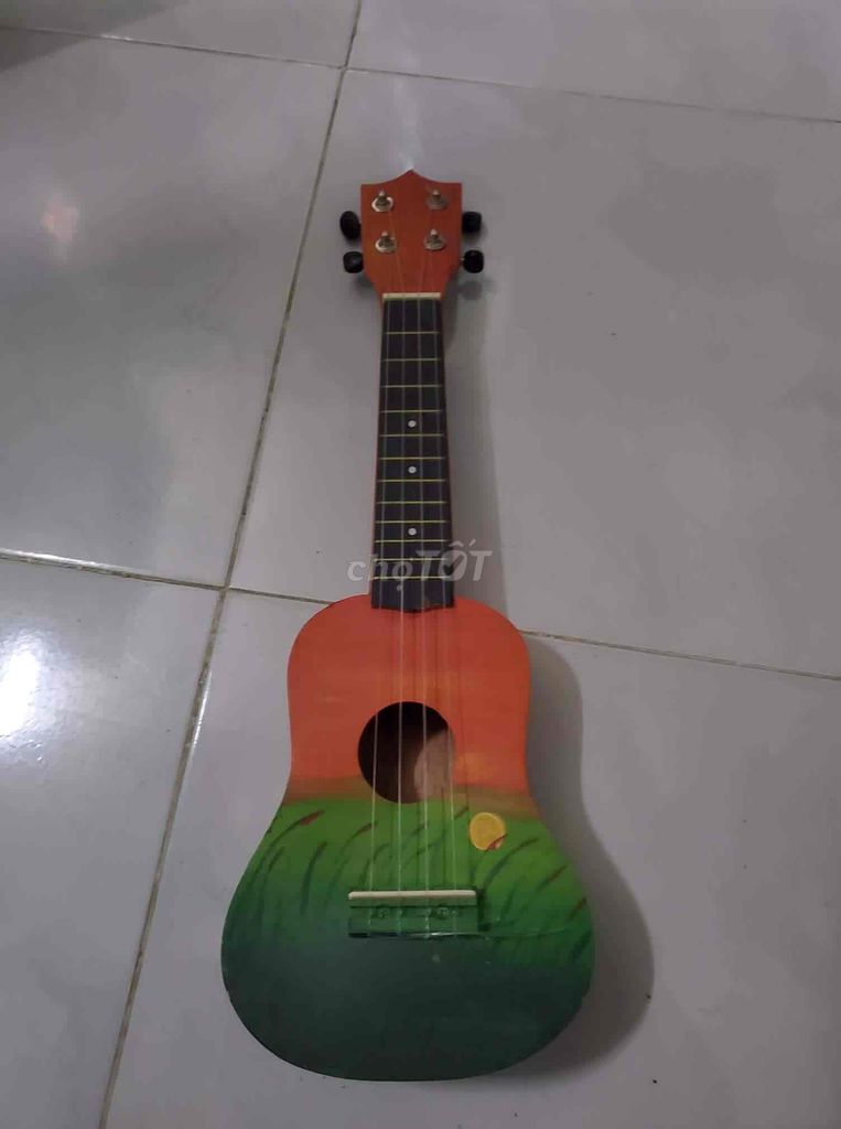 Bán ukulele như hình