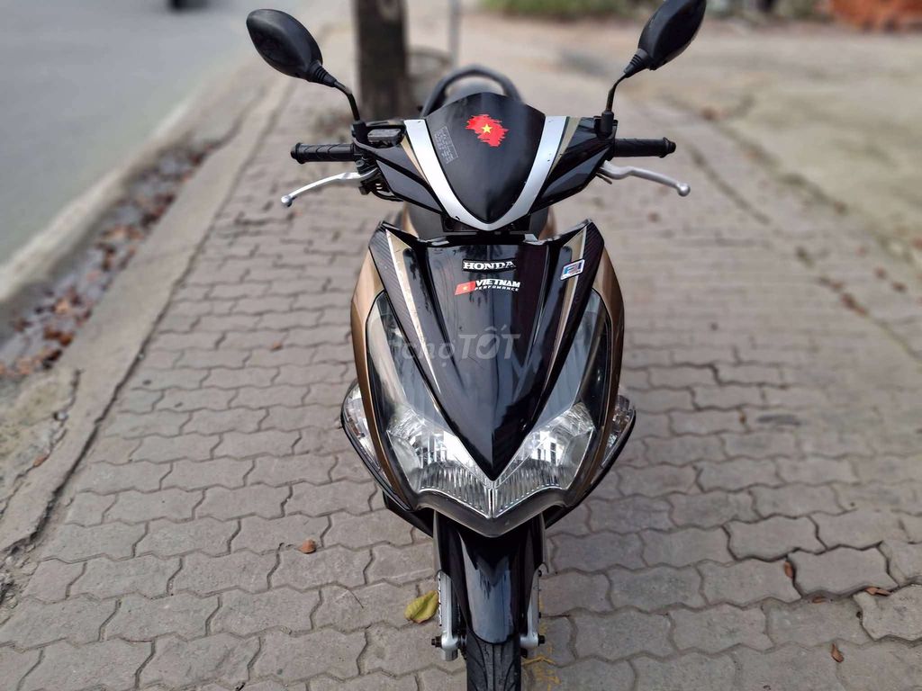 Воздушный клинок Honda 2012 черный