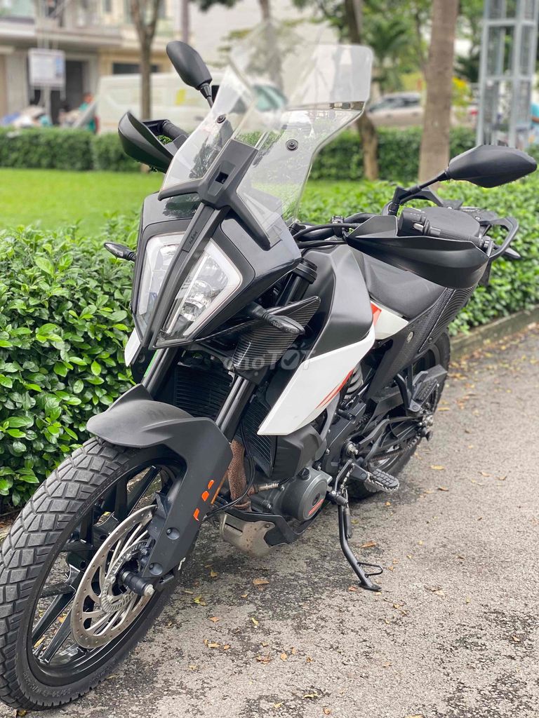 Brixton 150Fi Classic bán hoặc đổi xe khác. Mua bán Xe máy tại Quận 12 Tp Hồ Chí Minh được đăng bởi Dương Huy 286 hình 3