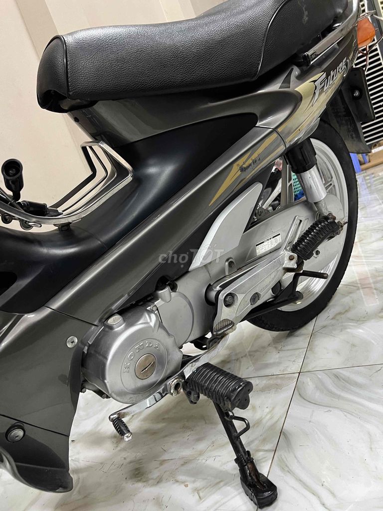 future 2001 zin chất xe đẹp gốc chính chủ. Mua bán Xe máy tại Quận 12 Tp Hồ Chí Minh được đăng bởi xe máy tý nị 393 hình 9